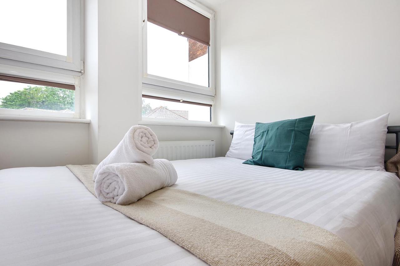Hill House Holiday Apartments بورنماوث المظهر الخارجي الصورة
