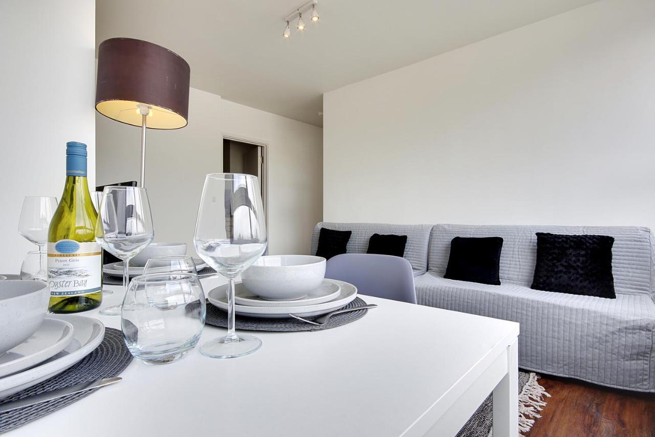 Hill House Holiday Apartments بورنماوث المظهر الخارجي الصورة