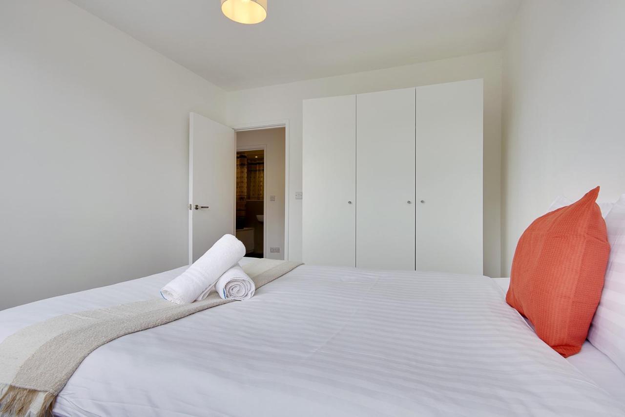 Hill House Holiday Apartments بورنماوث المظهر الخارجي الصورة
