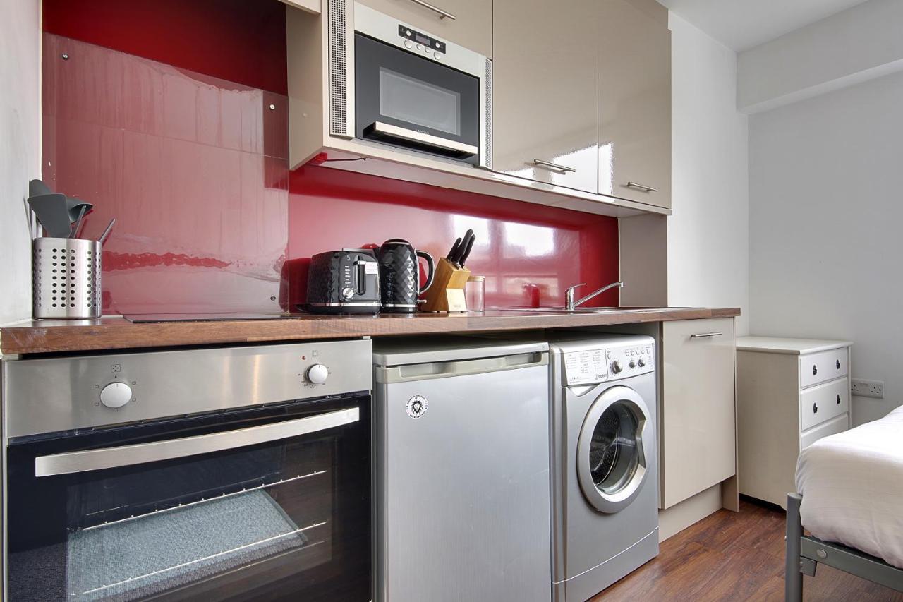 Hill House Holiday Apartments بورنماوث المظهر الخارجي الصورة