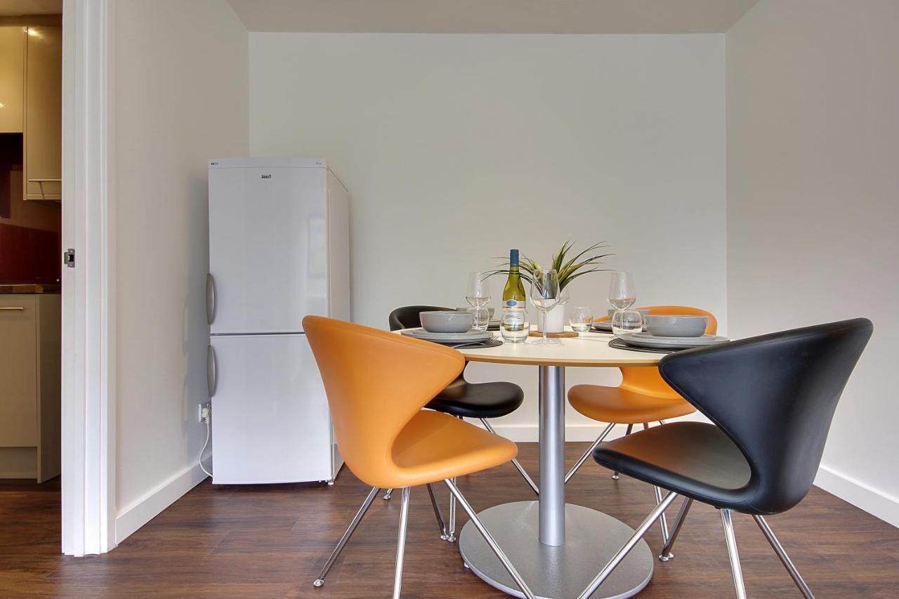 Hill House Holiday Apartments بورنماوث المظهر الخارجي الصورة